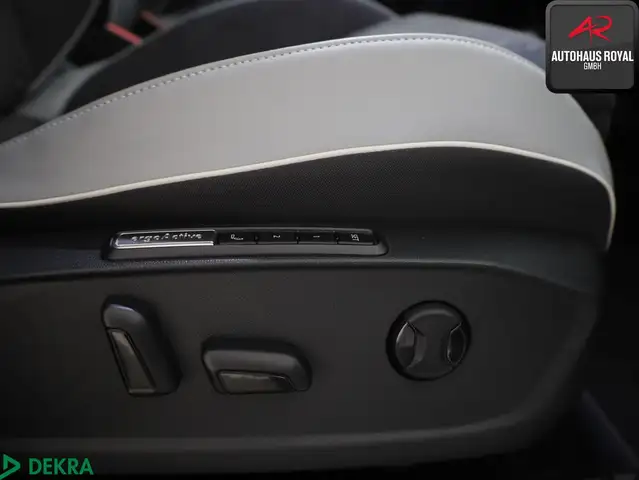 Volkswagen Id.3 view 12