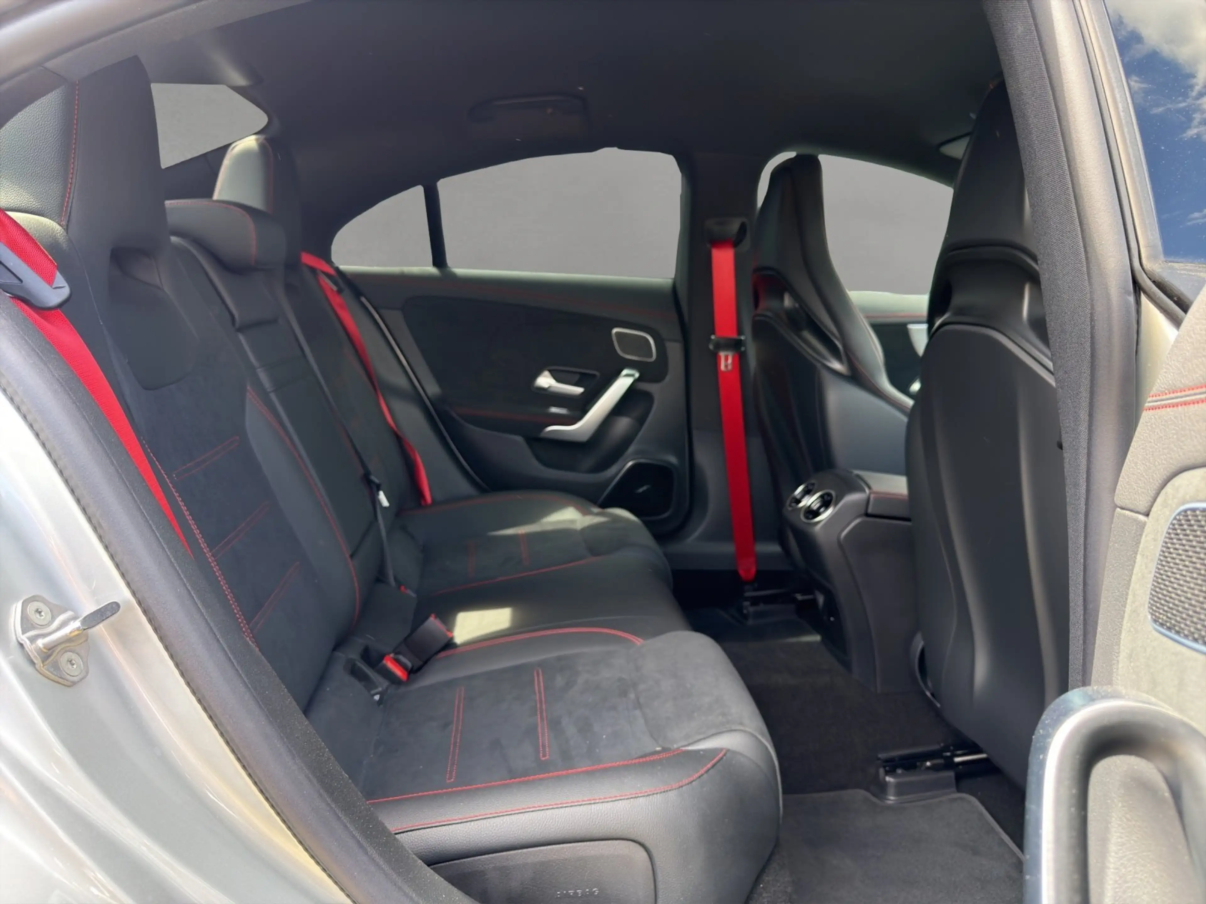Mercedes-Benz CLA 45 AMG CLA 45 S AMG Drivers DISTRO Perf.Sitze MLED Burm — photo 9