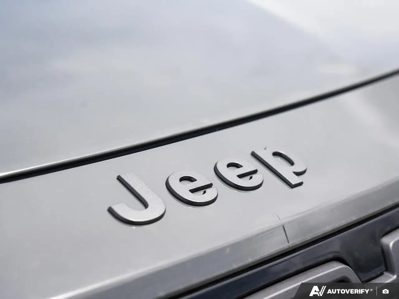 Jeep Cherokee снимка Jeep Cherokee