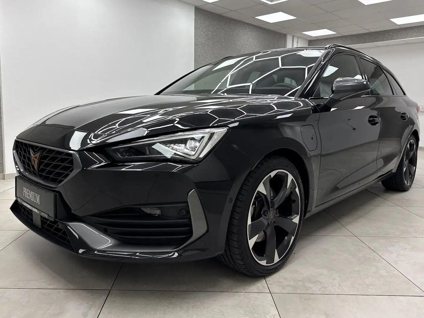 CUPRA Leon SP 1.4 TSI eHybrid Mem Matrix Rcam Beats 2xSpur Noir - 2