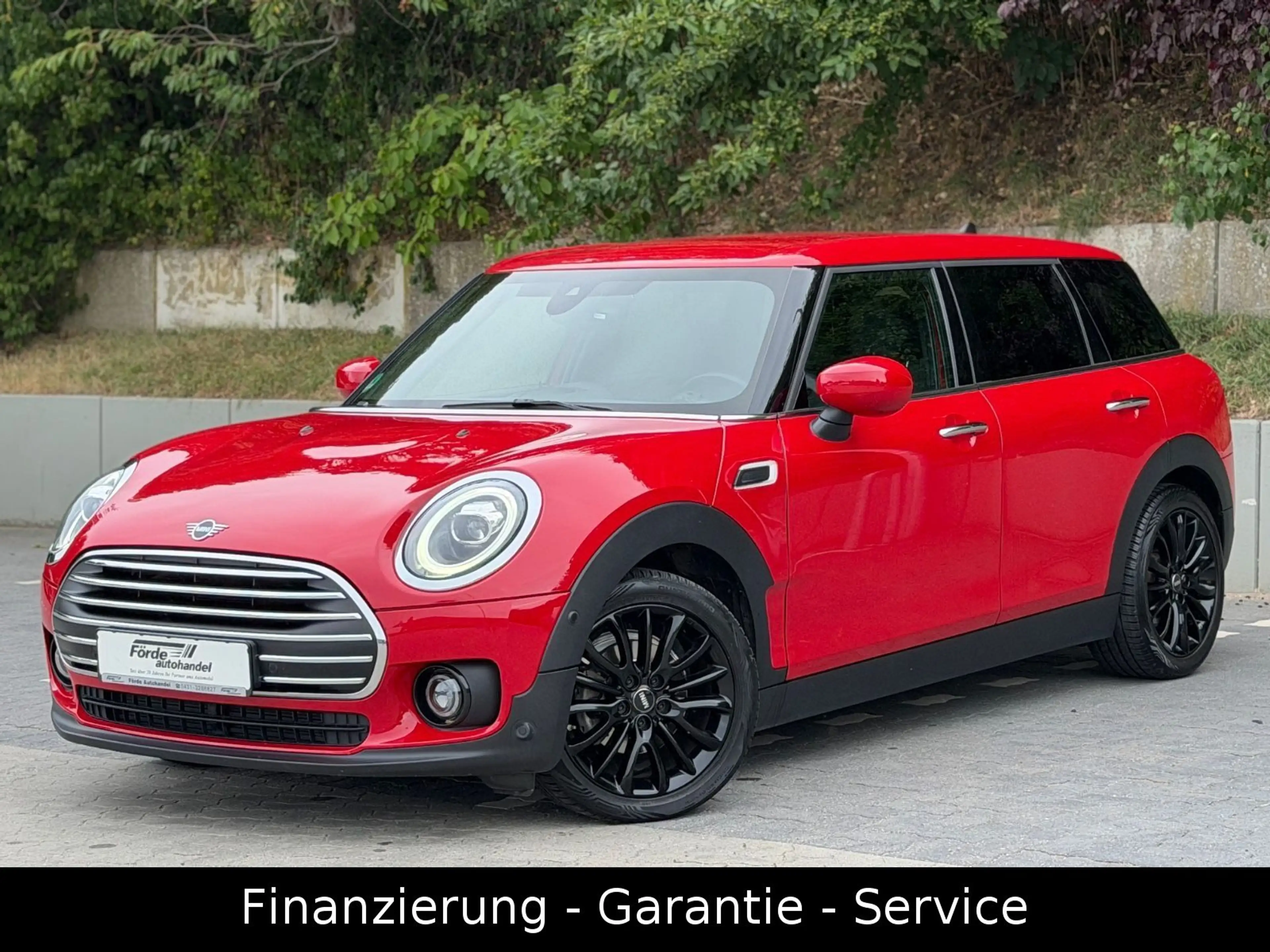 MINI One Clubman /LED/KAMERA/GEPFEGT/CARPLAY/2HAND