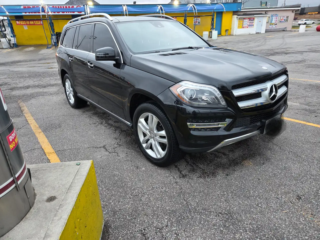 Mercedes-Benz GL-Class снимка Mercedes-Benz GL-Class