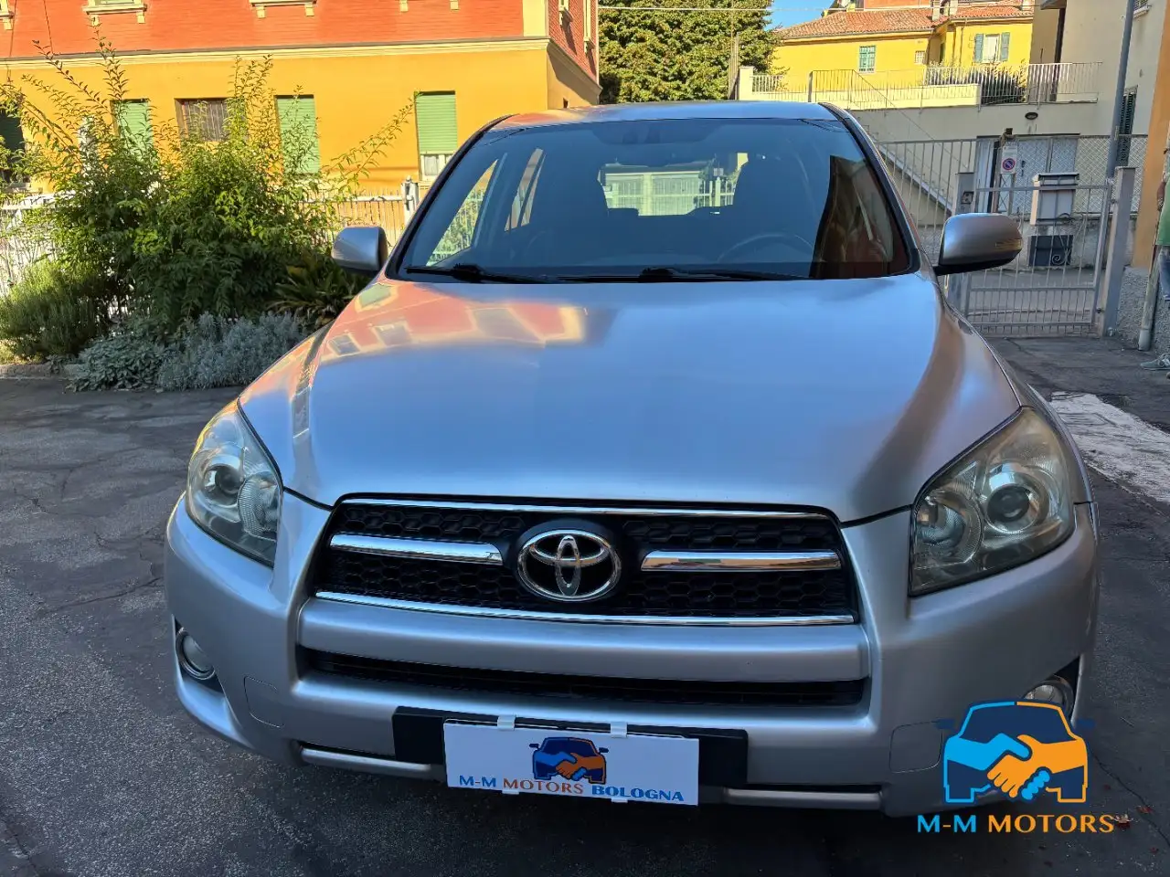 TOYOTA RAV4 2.2 D-CAT 150CV - LUXE - BVA - 4X4 - CAMÉRA DE RECUL - SELLERIE CUIR - 152.000 KMS