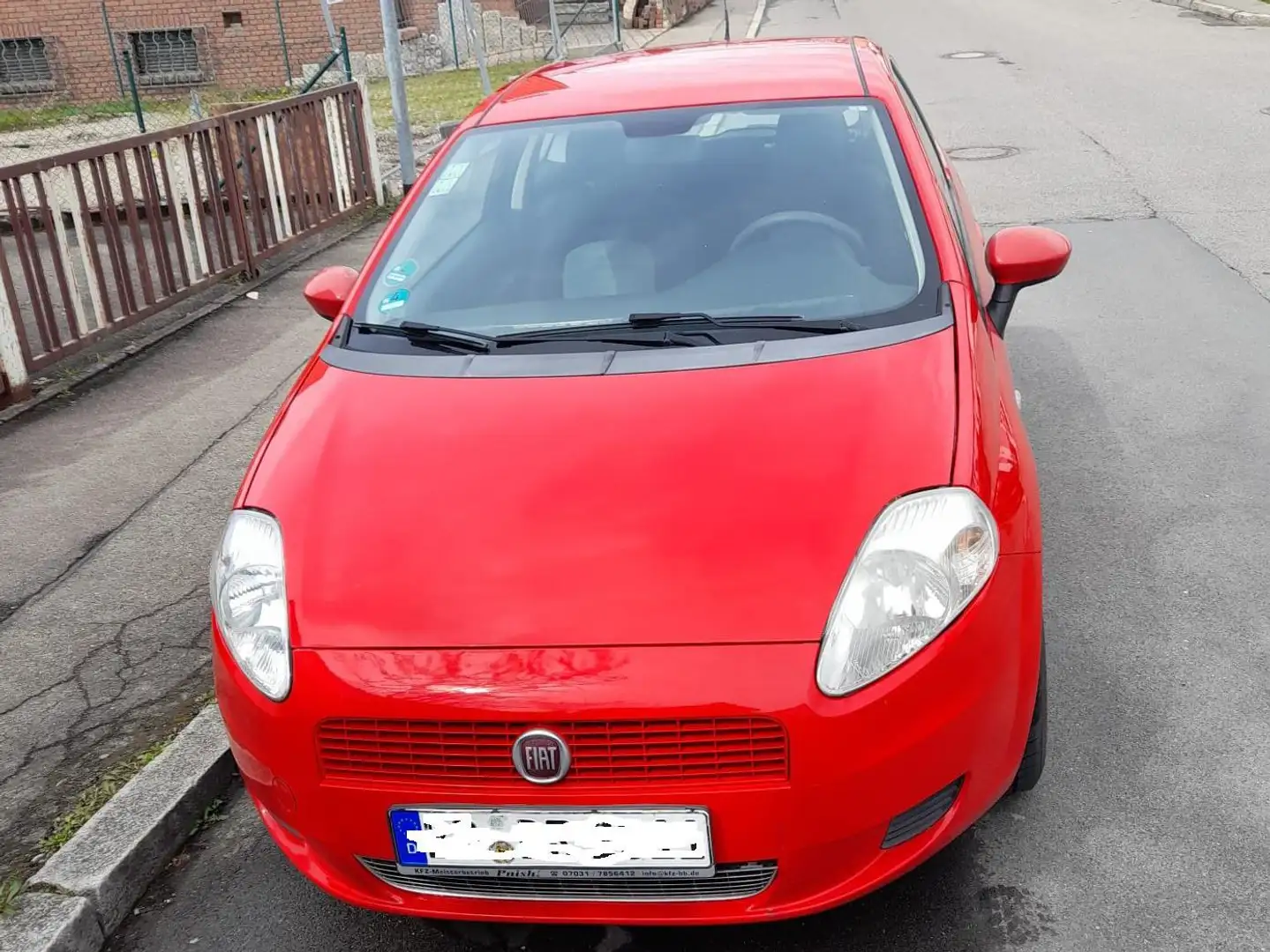 Fiat Punto 1,4 Liter Rot - 1