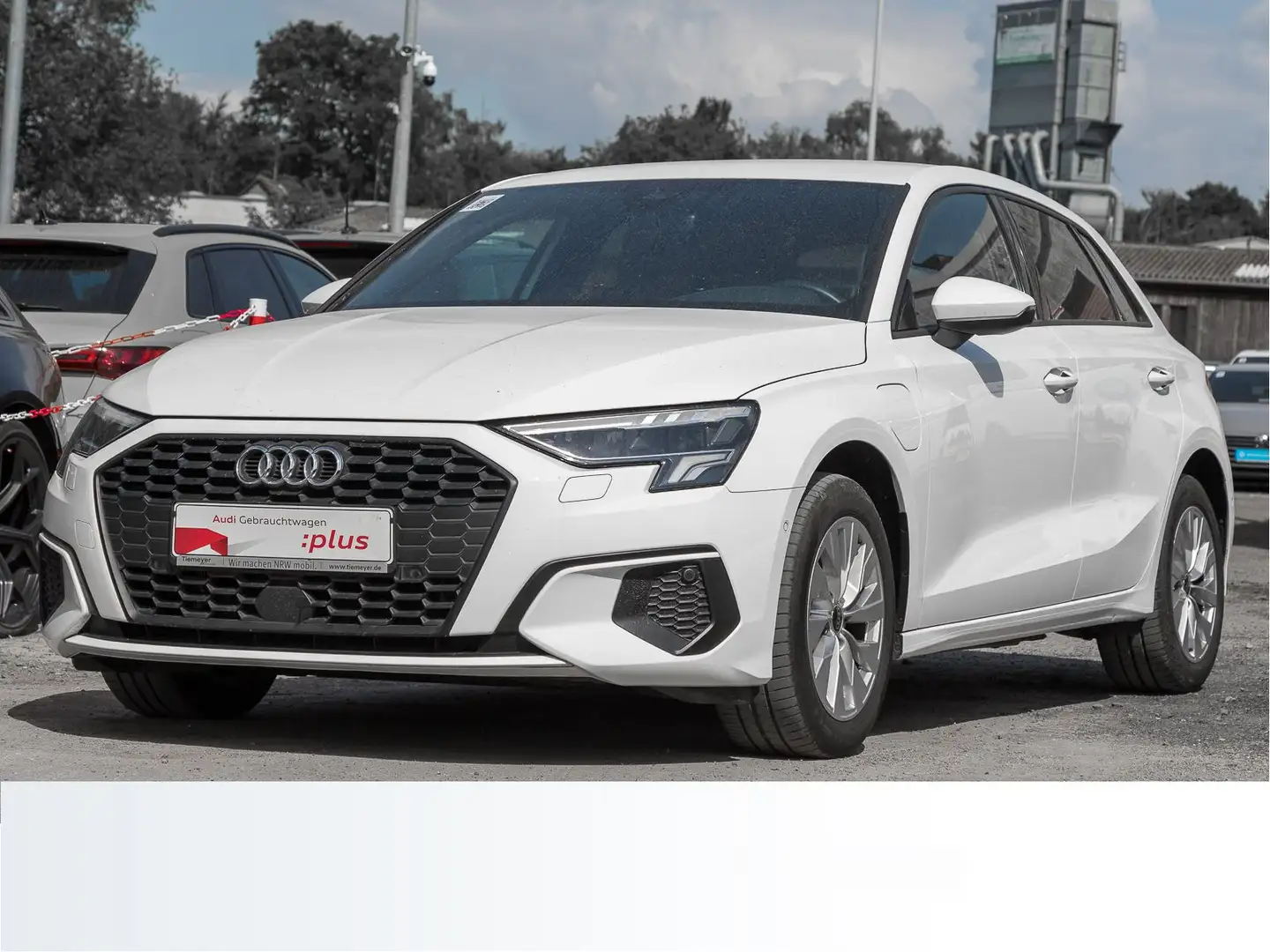 Audi A3 40 TFSIe S LINE LM16 KAMERA NAVI+ P Weiß - 2