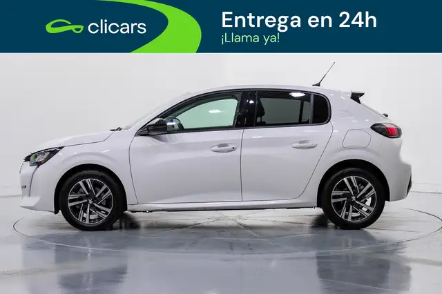 Peugeot 208 view 8