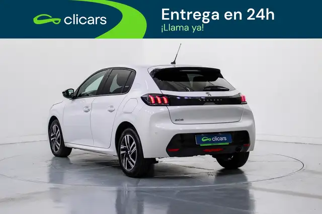 Peugeot 208 view 9