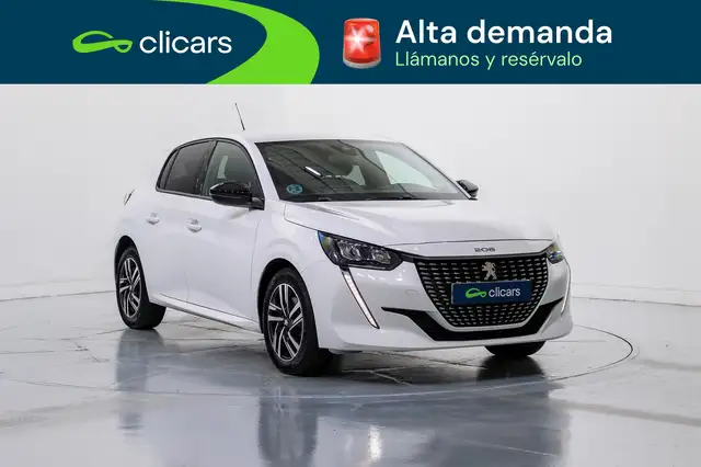 Peugeot 208 view 3
