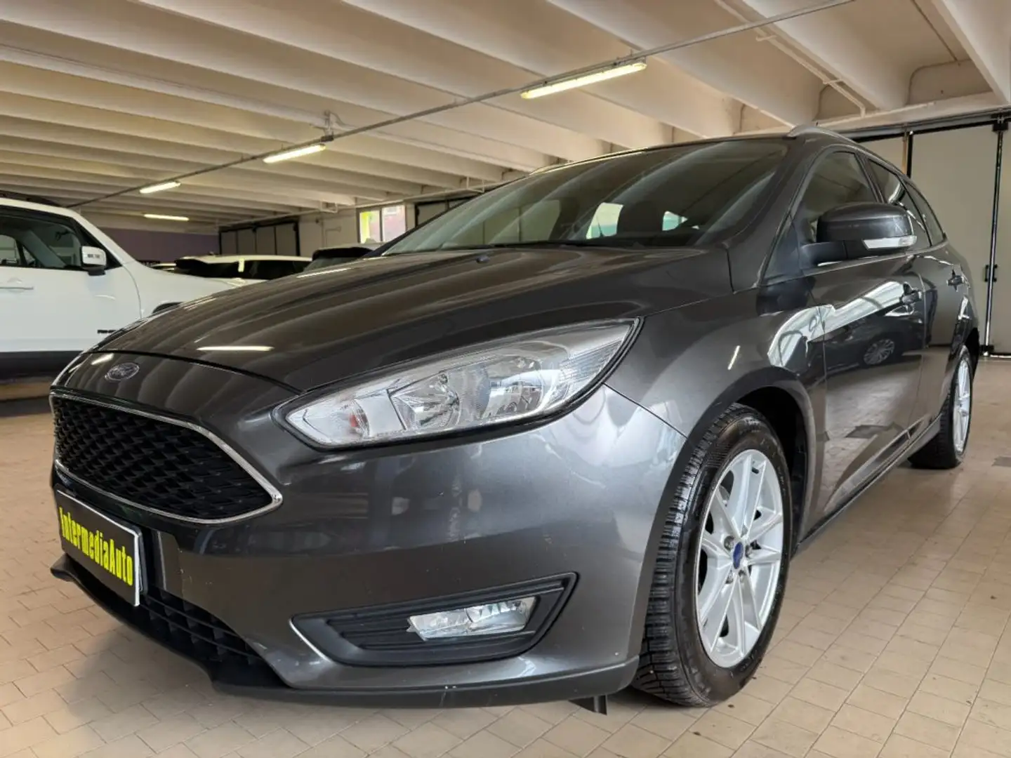 Ford Focus 1.5 TDCi Start&Stop Powershift SW Titanium Gris - 1