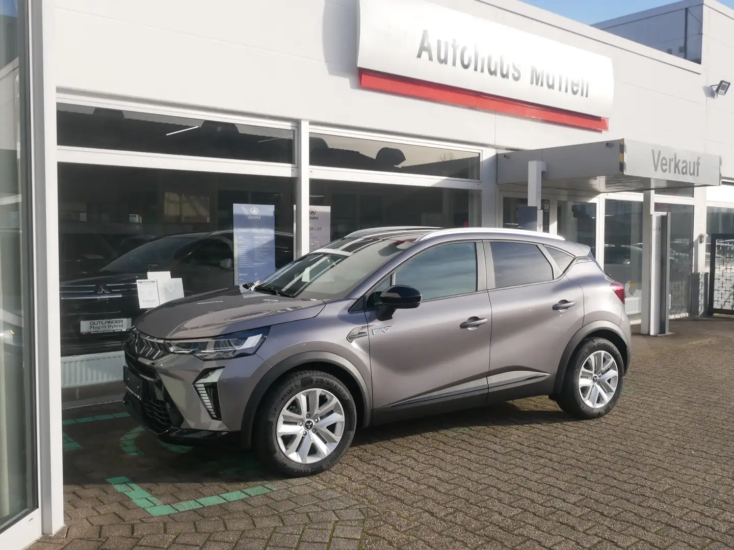 Mitsubishi ASX Plus 1.8 Hybrid Grau - 1