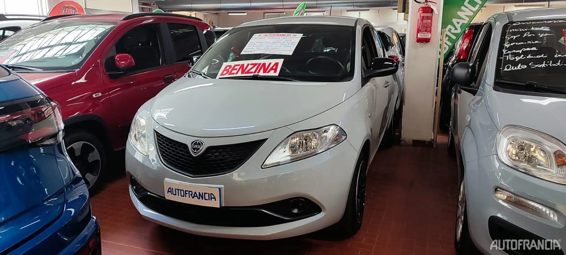 Lancia Ypsilon YPSILON - 1.2 69CV GOLD Blu/Azzurro - 1