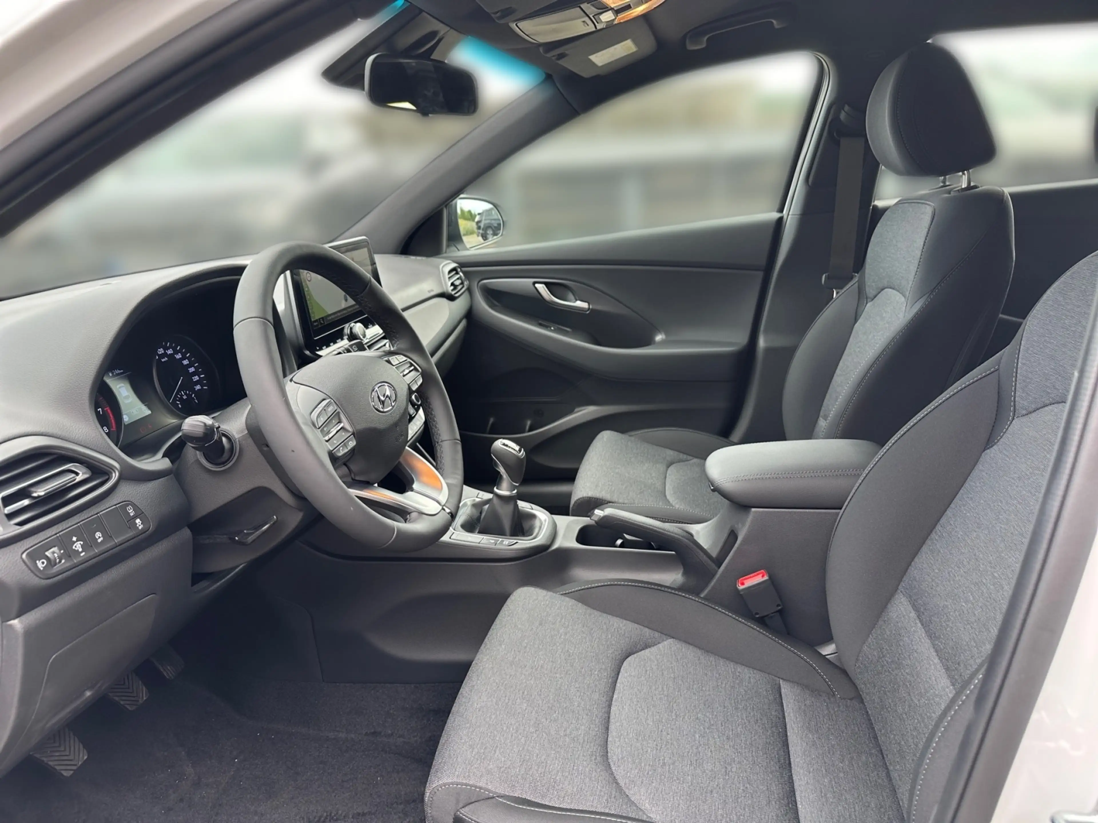 Hyundai i30 i30 1.5 T-GDI Advantage Mild-Hybrid  Navi/Autom. — photo 7