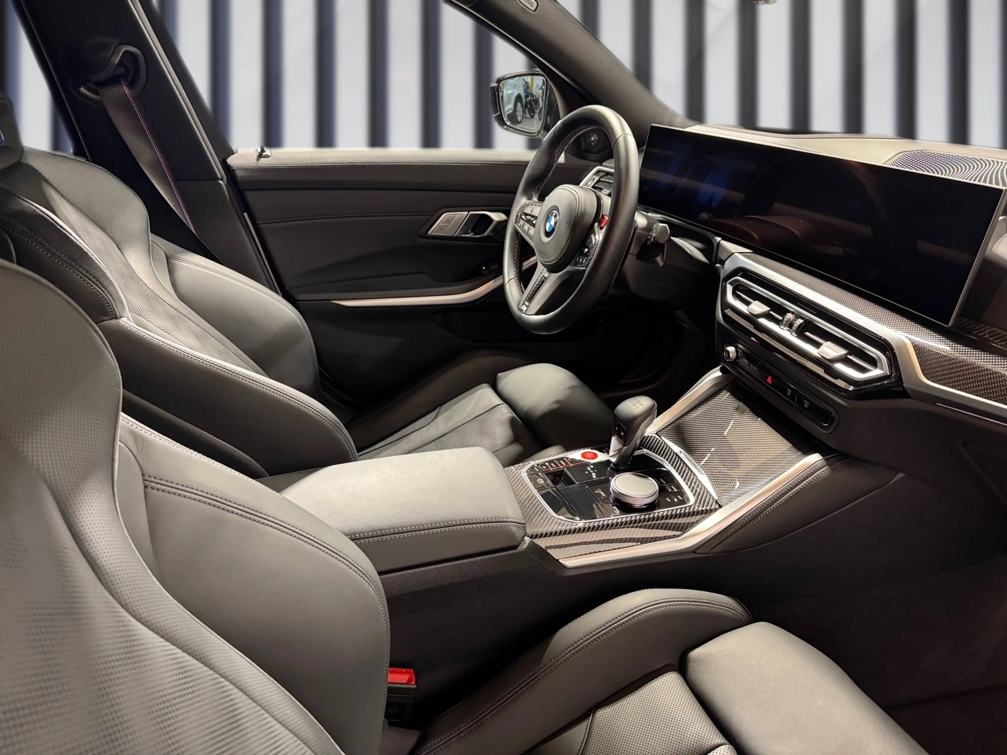 BMW M3 Competition M xDrive — photo 14