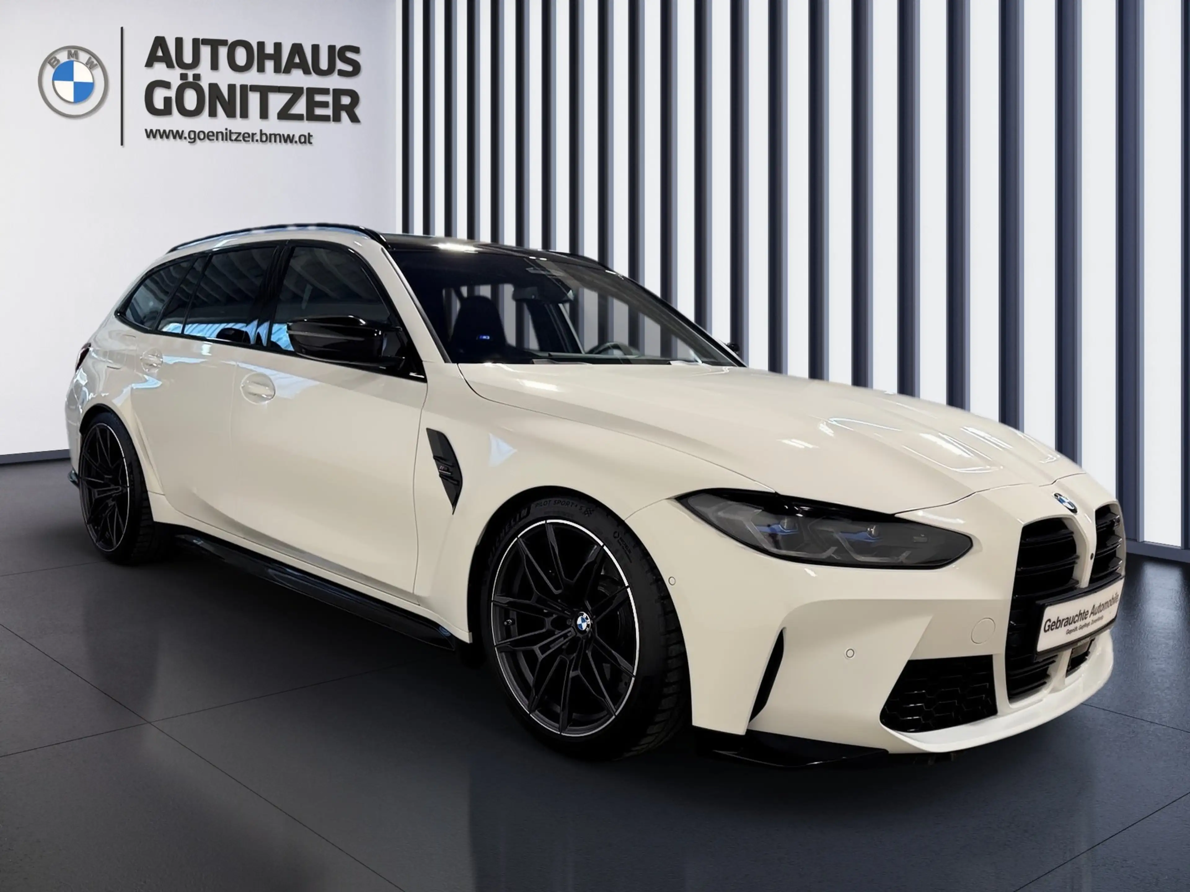 BMW M3 Competition M xDrive — photo 15