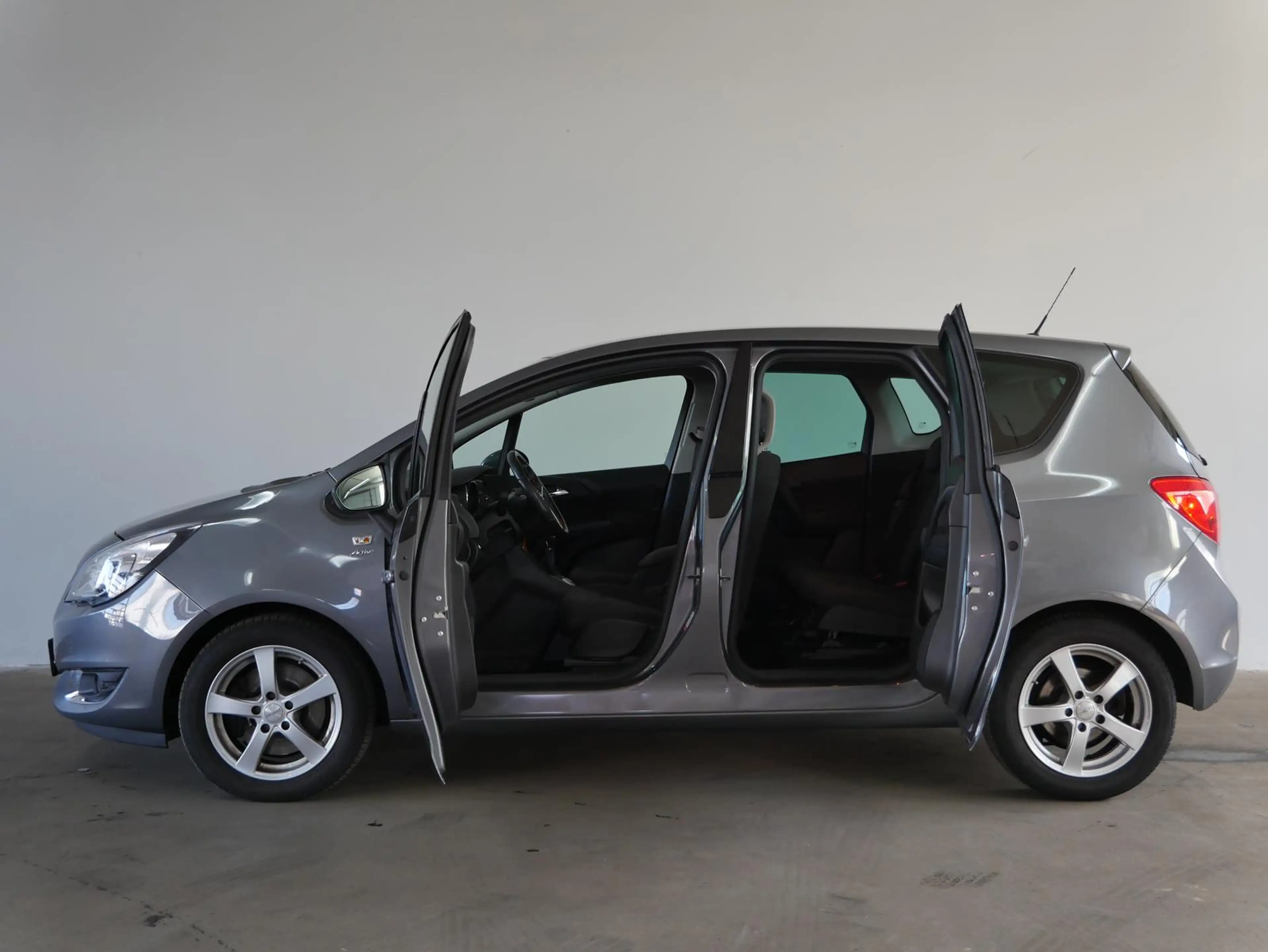 Opel Meriva Active 1.4 Turbo | SHZ | RFK | — photo 4