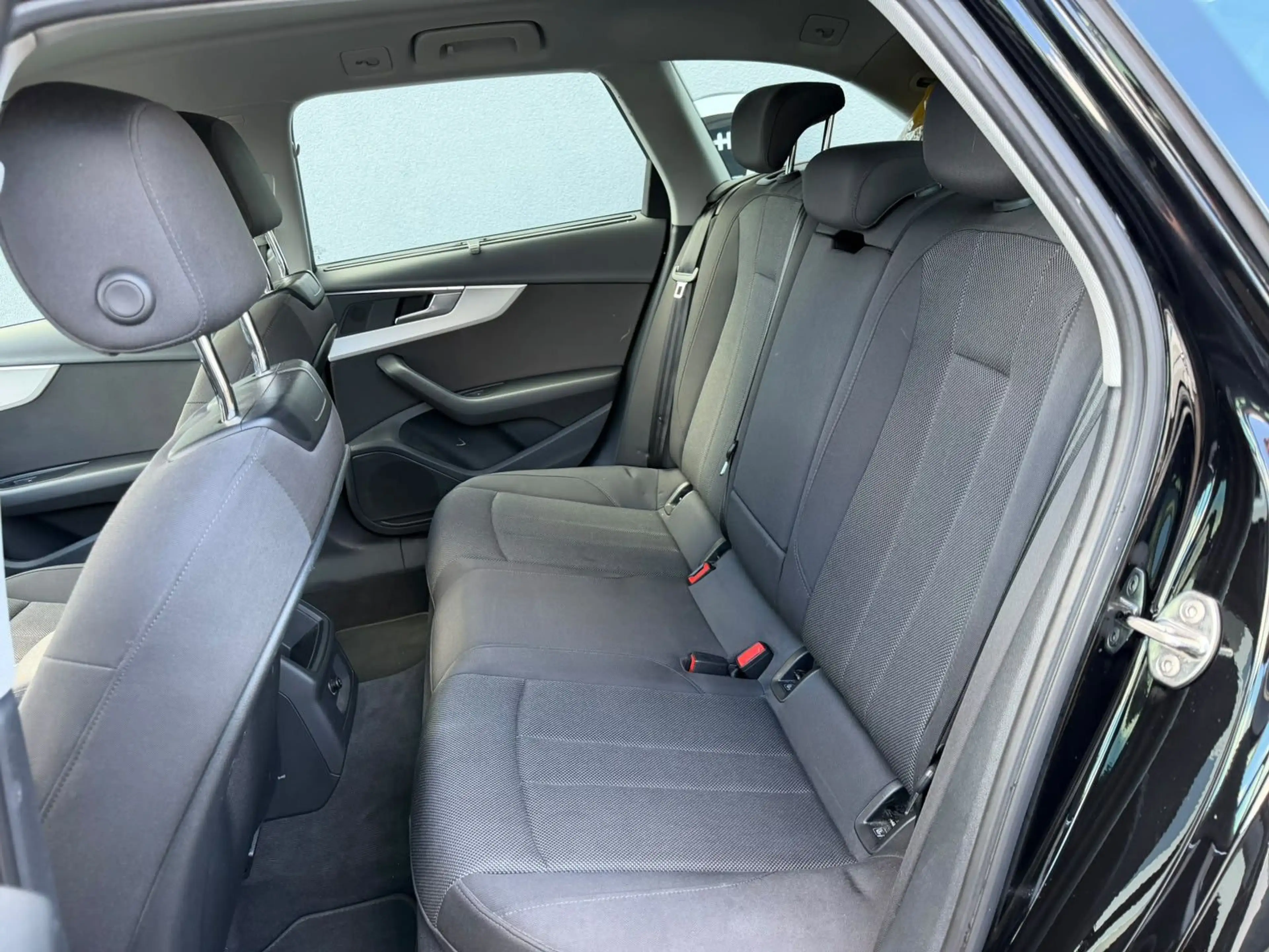 Audi A4 allroad quattro 40 TDI 1.Hand Unfallfrei — photo 8