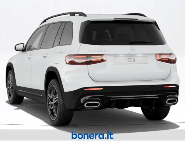 Mercedes-Benz GLB Class view 3