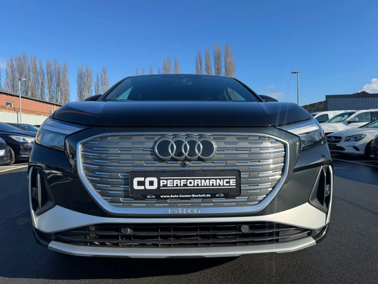 Audi Q4 e-tron *S LINE*SOH 87%*SPORTBACK*HUD*TLEDER Noir - 2