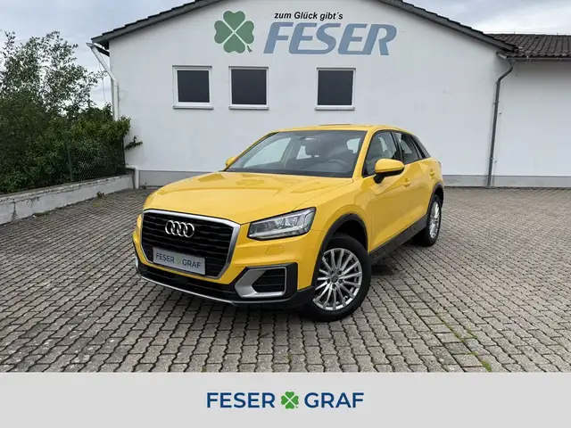 Audi Q2 Design 1.6 TDI S-Tronic AHK GRA LED SHZ
