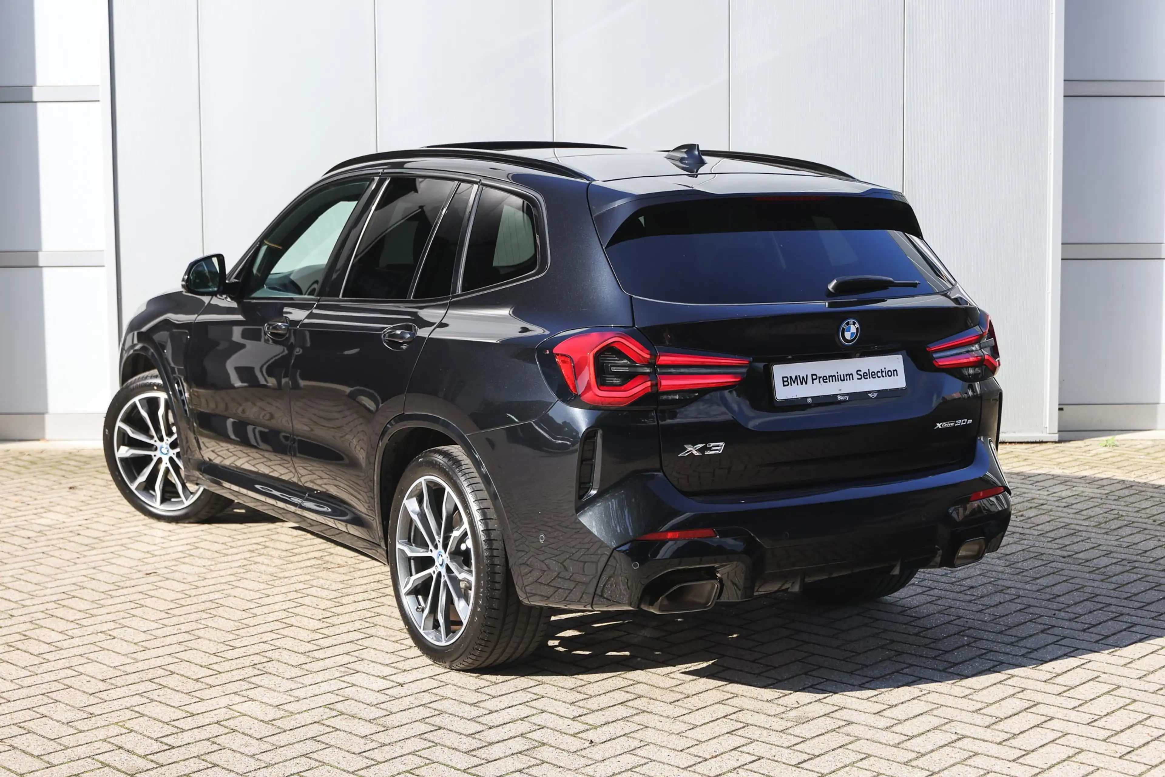 BMW X3 xDrive30e M Sport Automaat / Panoramadak / Sportst — photo 2