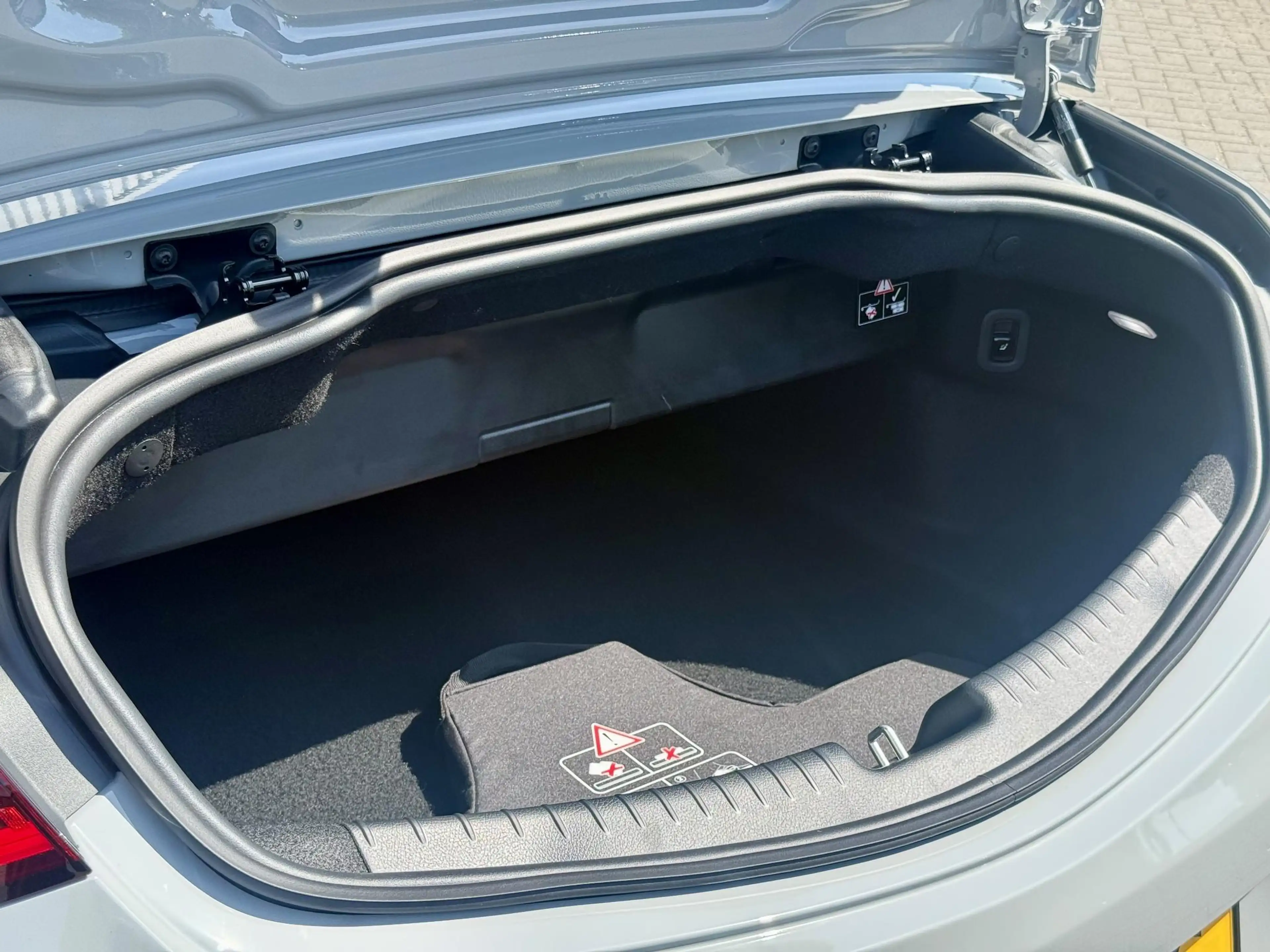 Mercedes-Benz CLE 53 AMG Cabriolet 4MATIC+ Performance Stoelen | Carbonpakk — photo 15