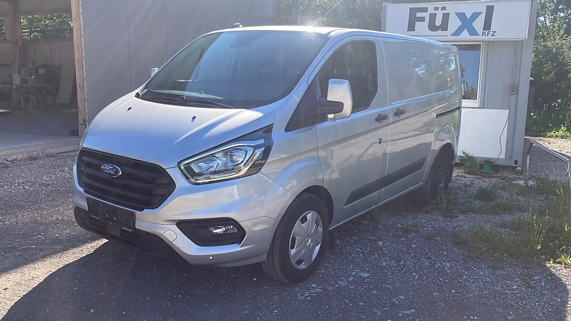 Ford Transit Custom Kasten 2,0 TDCi L1H1 320 Trend Silber - 2