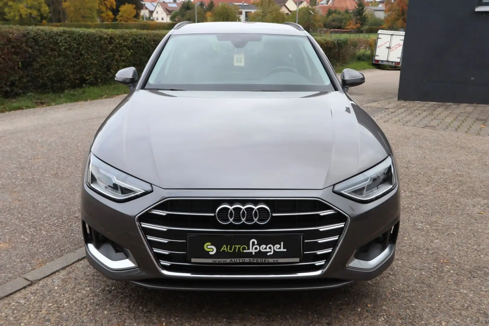Audi A4 Avant 40 TFSI advanced LED Navi DAB Carplay Gris - 2
