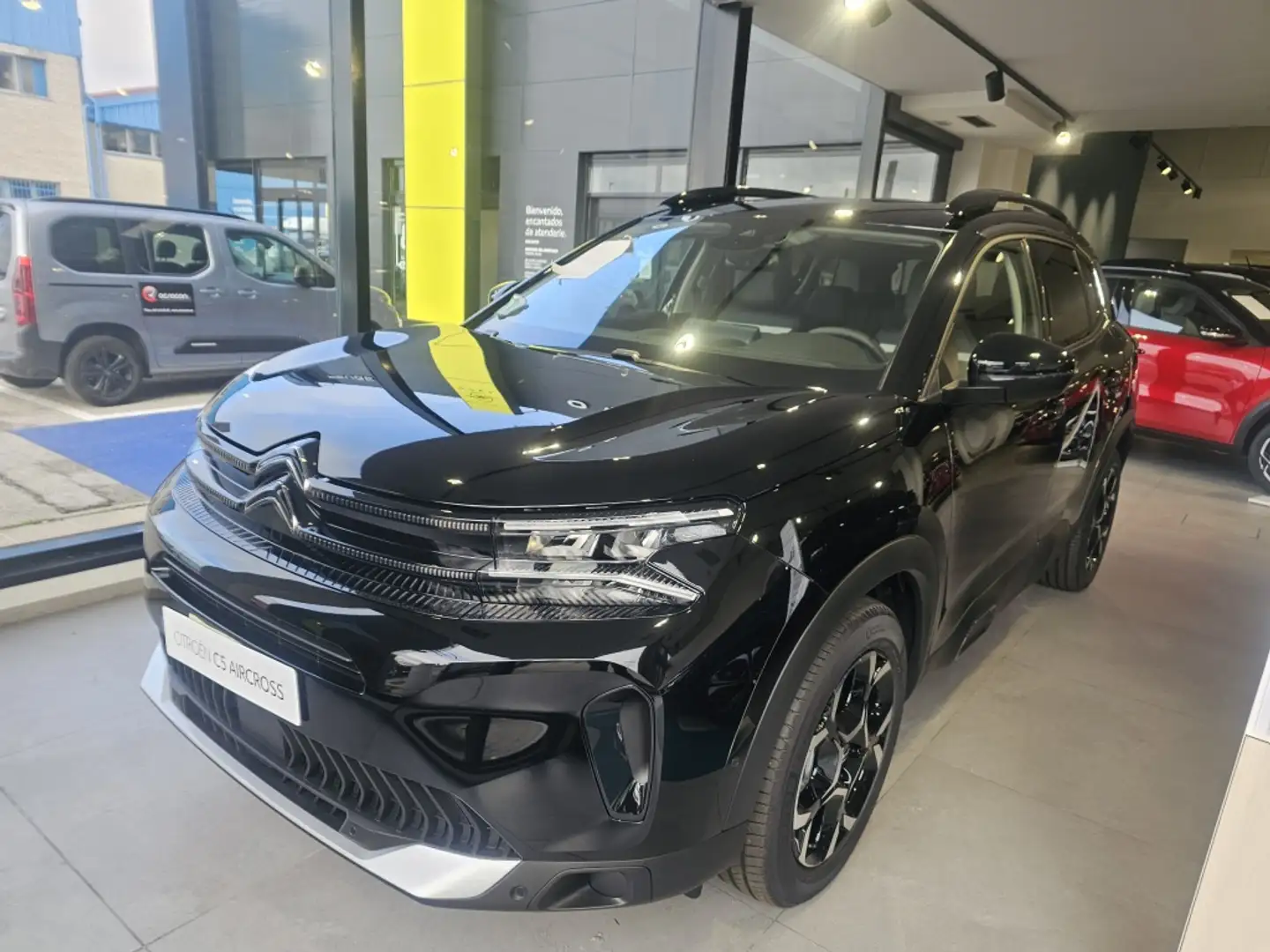 Citroen C5 Aircross Hybrid Plus e-DCS6 136 Negro - 1
