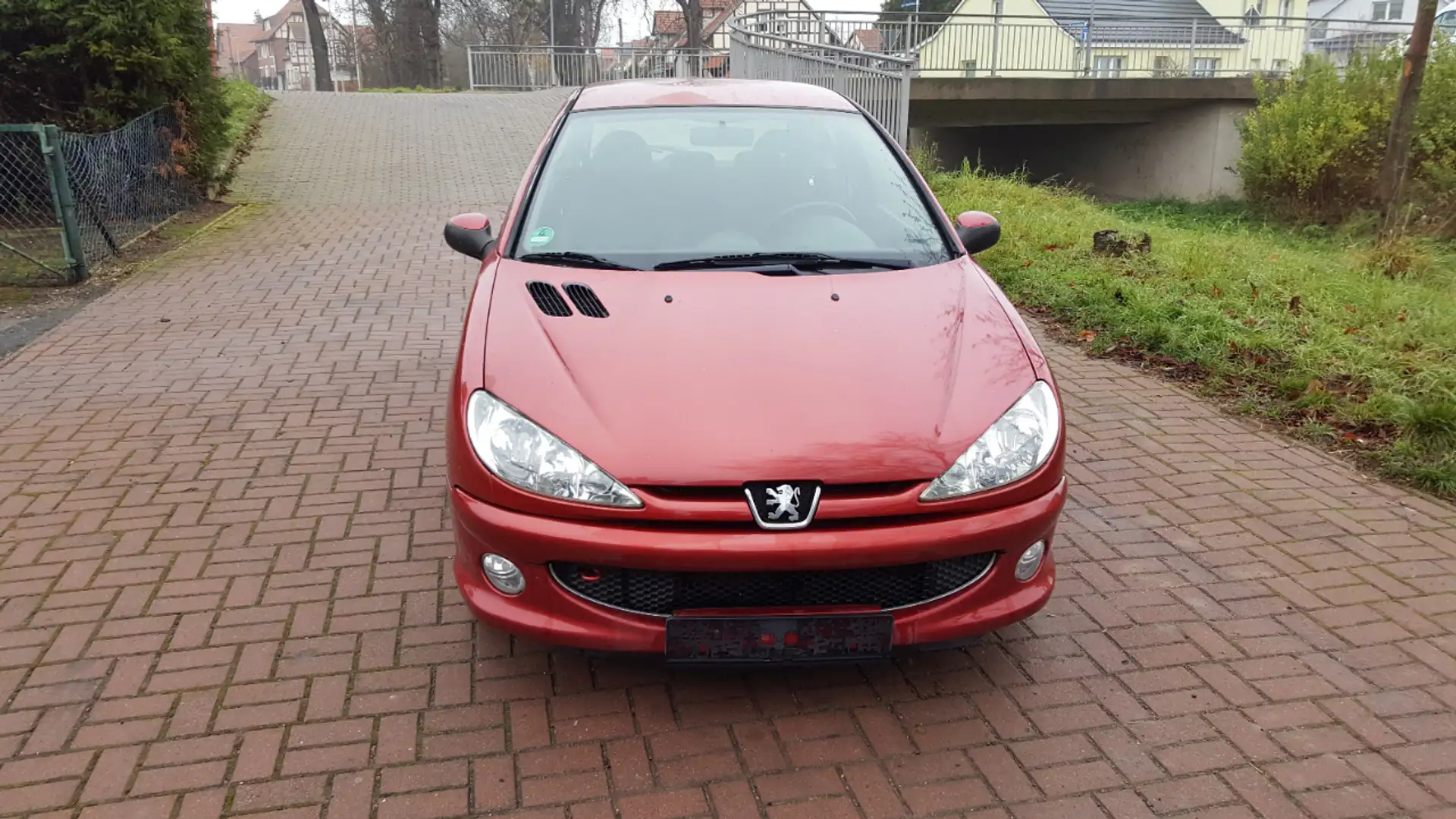 Peugeot 206 75 JBL    HU/AU NEU Rot - 2