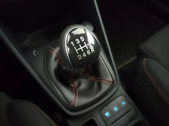 Ford Fiesta view 13