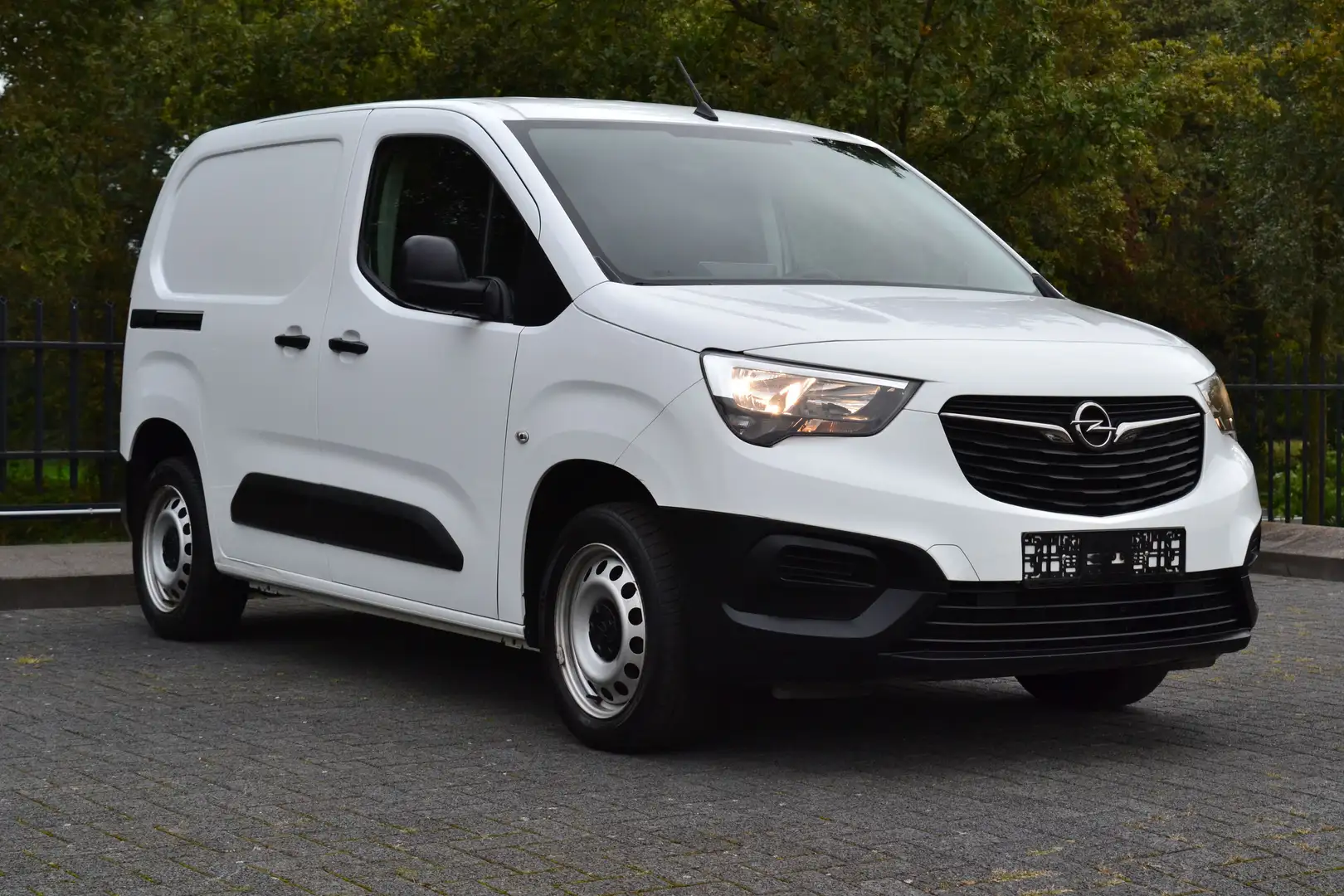 Opel Combo 1.5 Cdti Selection Білий - 2