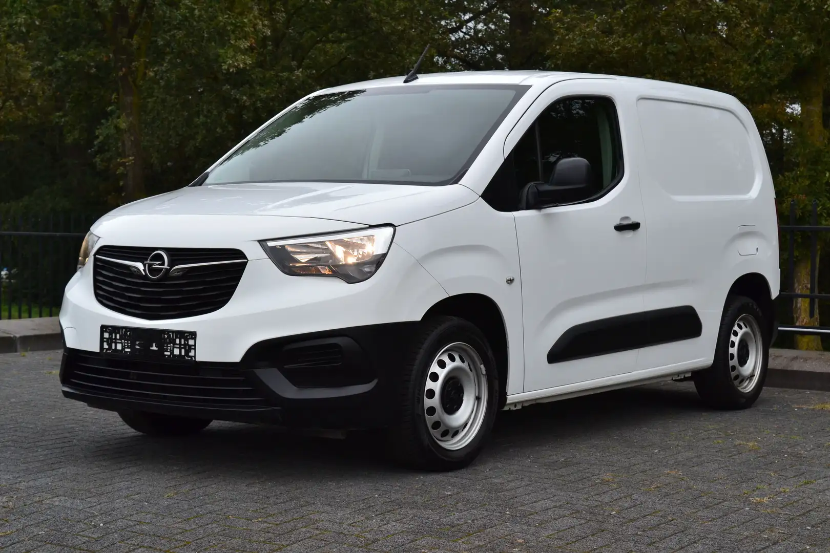 Opel Combo 1.5 Cdti Selection White - 1