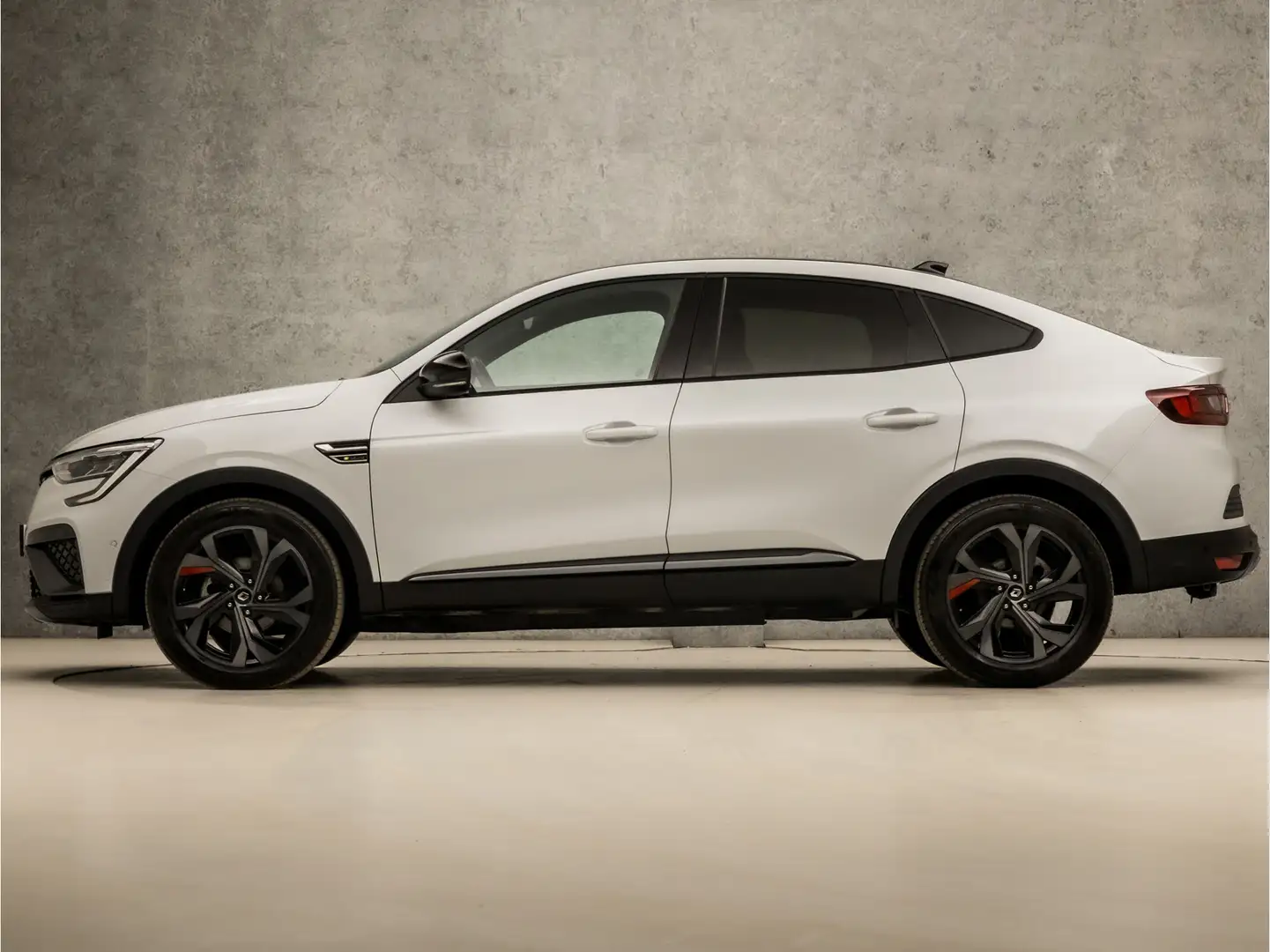 Renault Arkana 1.3 TCe 140 RS Line 141Pk Automaat (APPLE CARPLAY, Wit - 2