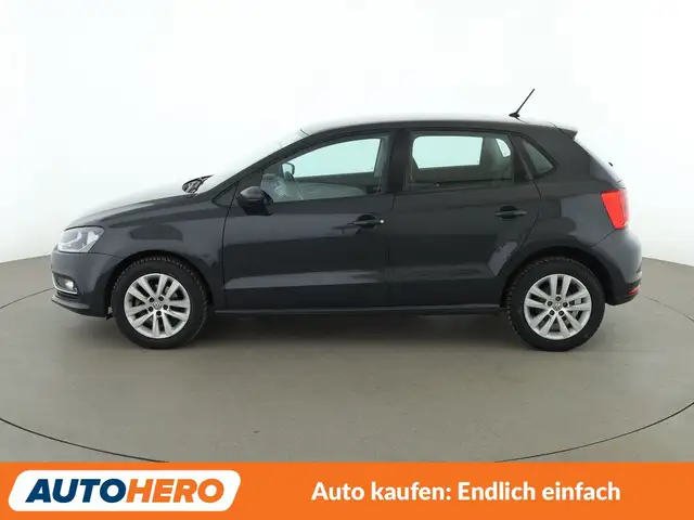Volkswagen Polo view 3