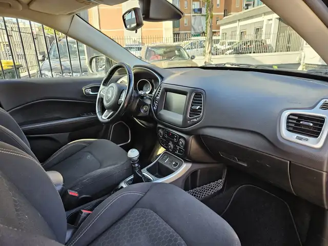 Jeep Compass view 10