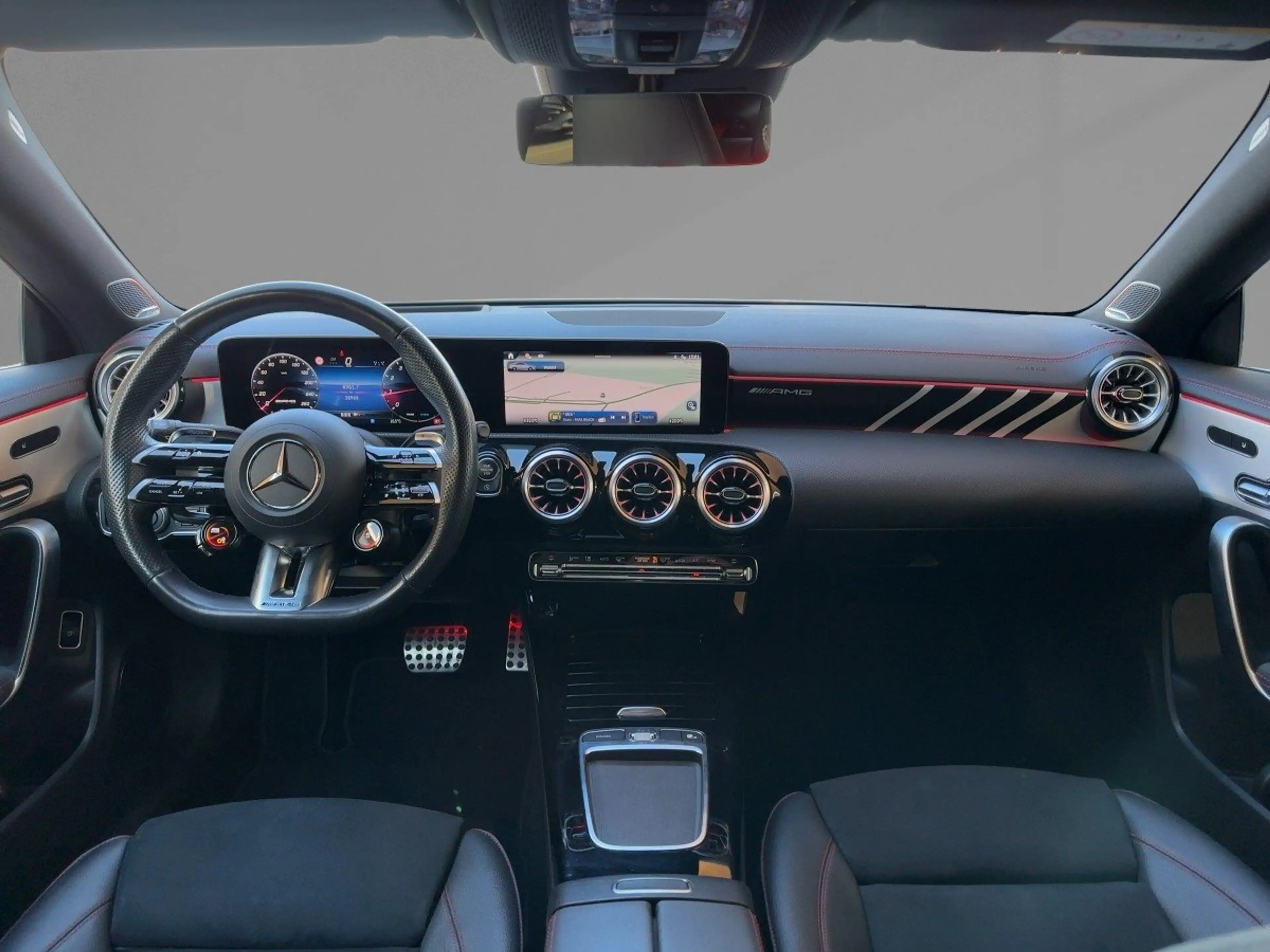 Mercedes-Benz CLA 35 AMG AMG CLA 35 4MATIC Coupé Prem+ HeadUp Pano 360°Kam — photo 10