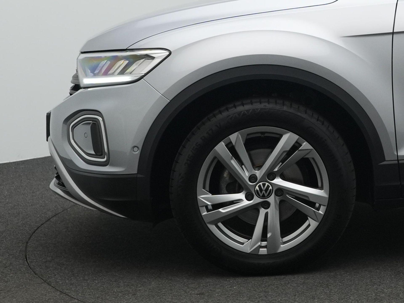 Volkswagen T-Roc 1.0 TSI 110pk Life | Achteruitrijcamera | Adaptive — photo 13