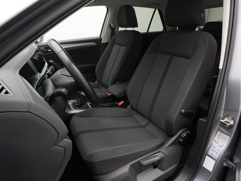 Volkswagen T-Roc 1.0 TSI 110pk Life | Achteruitrijcamera | Adaptive — photo 8