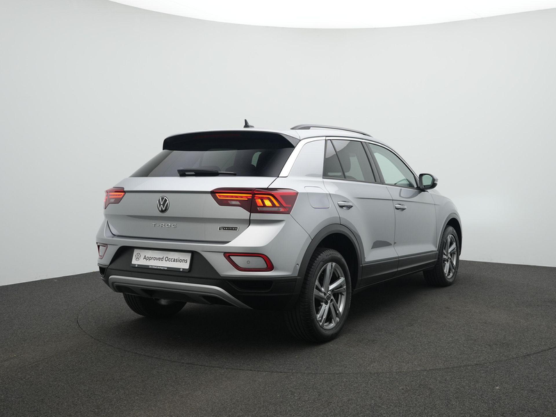 Volkswagen T-Roc 1.0 TSI 110pk Life | Achteruitrijcamera | Adaptive — photo 5