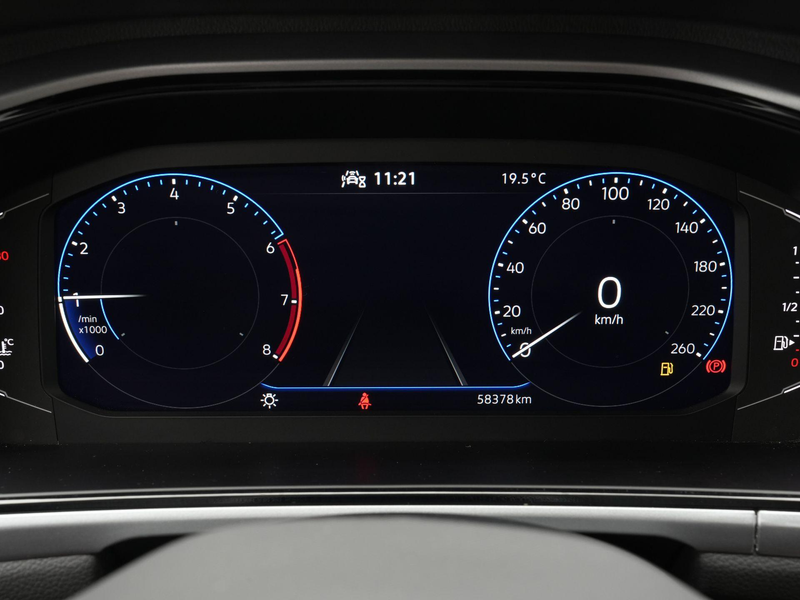 Volkswagen T-Roc 1.0 TSI 110pk Life | Achteruitrijcamera | Adaptive — photo 7