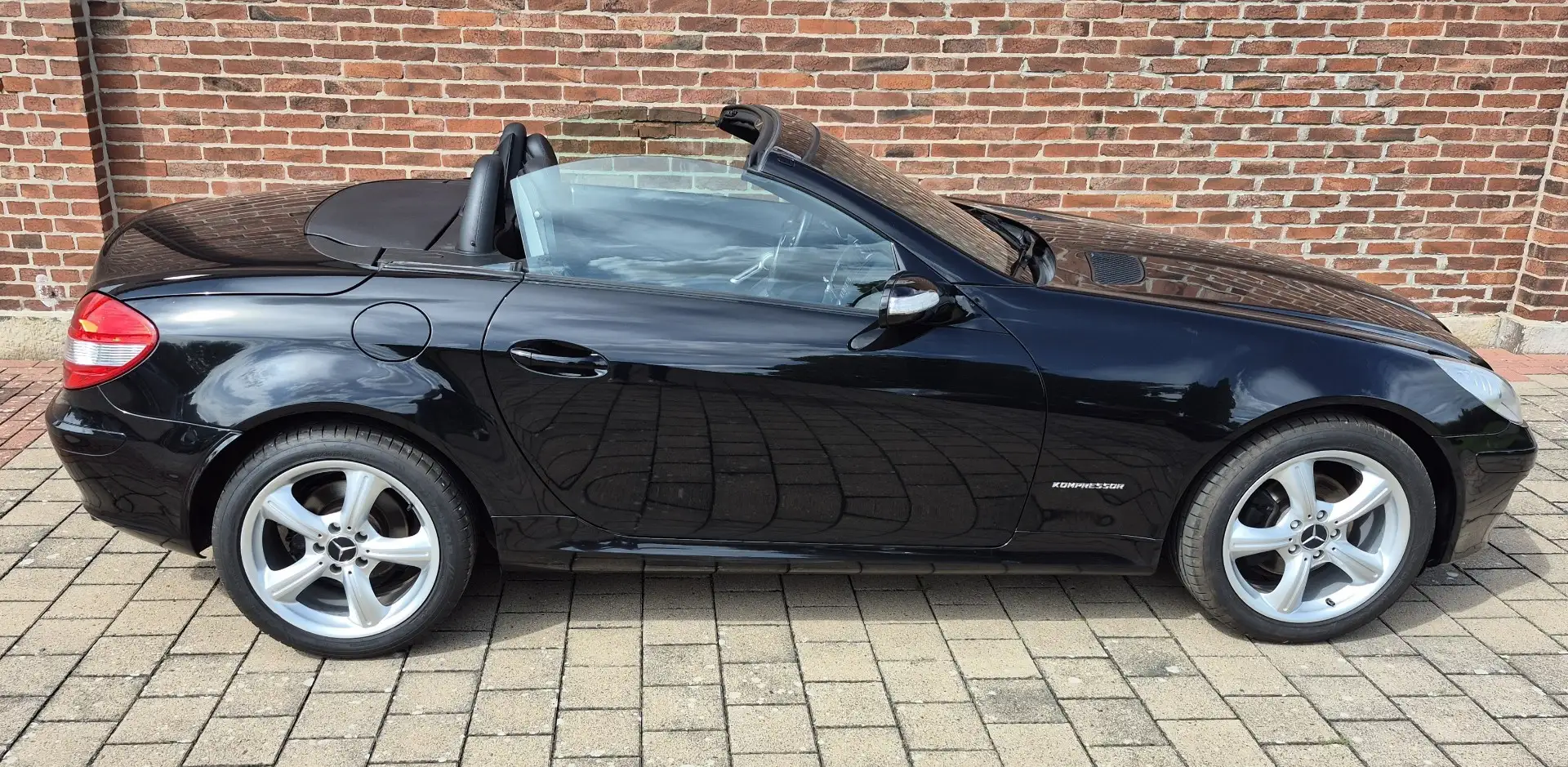 Mercedes-Benz SLK 200 Kompressor (171.442) SHZ/AIRSCARF/LEDER/XENON Schwarz - 2