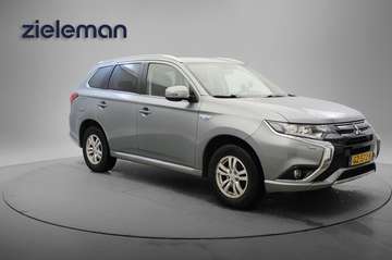 2.0 PHEV Business Edition - Navi, Camera, Cruise,