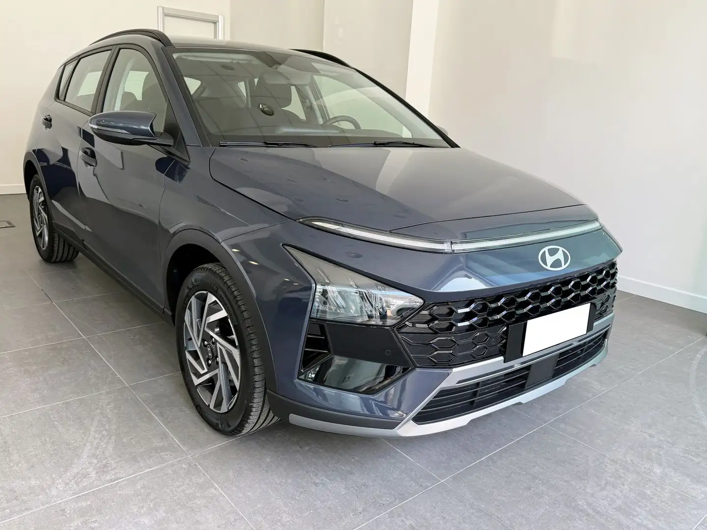 Hyundai BAYON 1.2 MPI MT XLine - 1