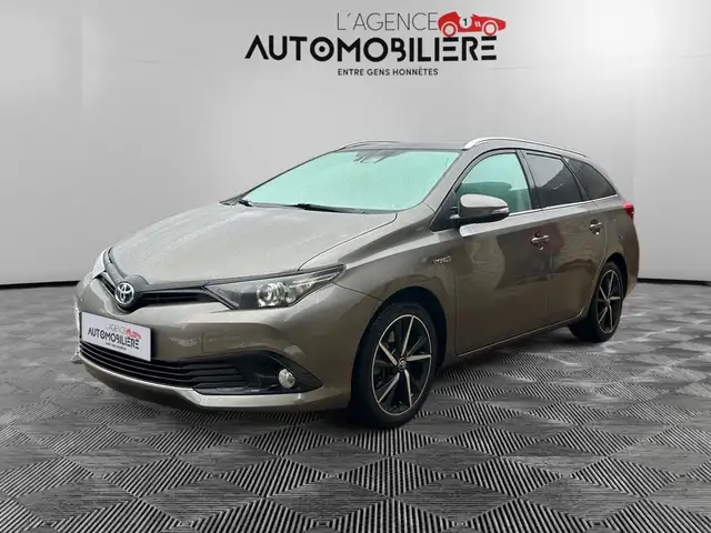 Toyota Auris Auris 1.8 VVT-i Hybrid Auto Touring Sports Cool