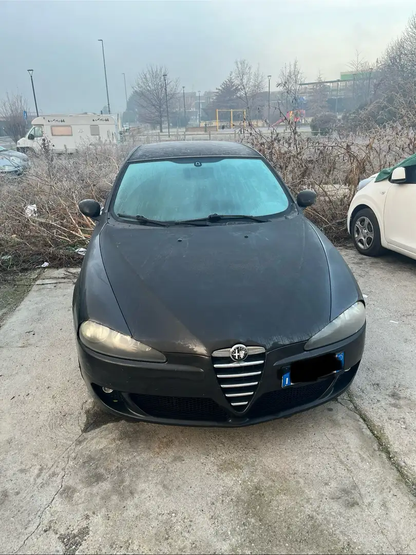 Alfa Romeo 147 5p 1.6 ts 16v BlackLine 120cv - 2