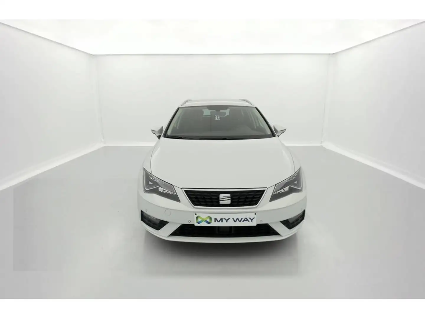SEAT Leon Leon Break Move! Ultima 1.0 TSI 115CV (85kW) MANUELLE 6v Start/Stop EURO 6 DG Gris - 2