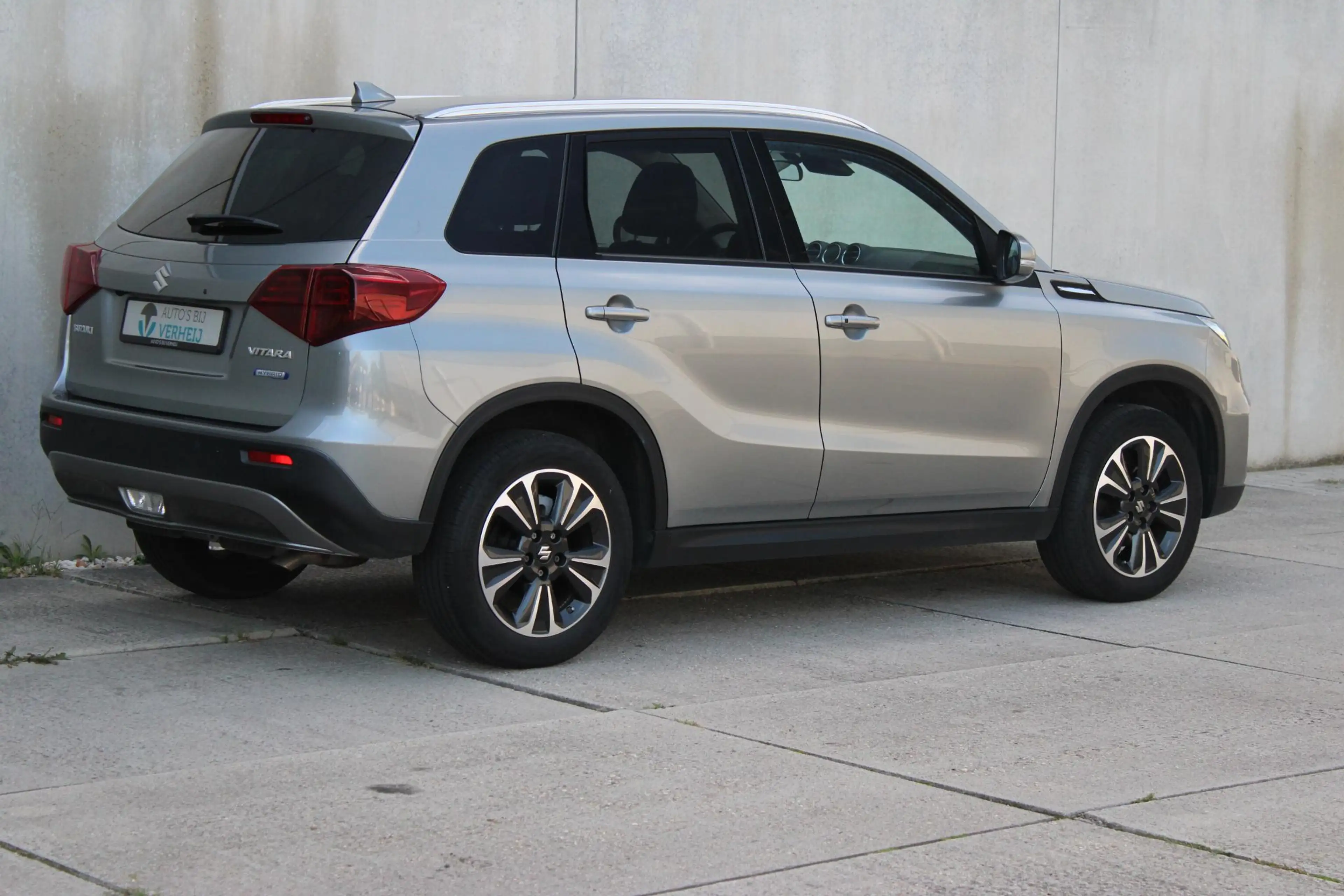 Suzuki Vitara 1.4 Boosterjet Style Smart Hybrid / NAVI / ADAPTIV — photo 4