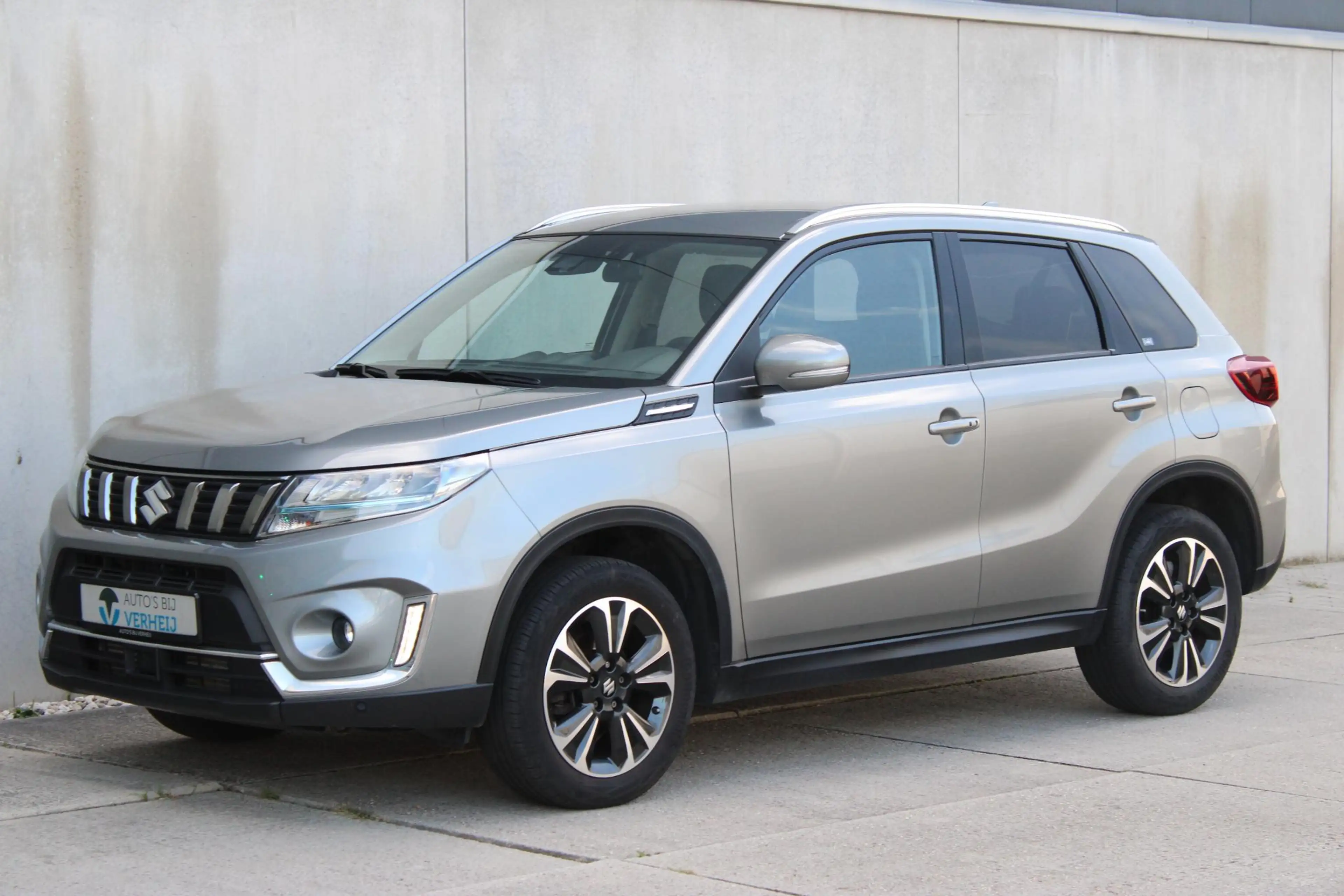 Suzuki Vitara 1.4 Boosterjet Style Smart Hybrid / NAVI / ADAPTIV — photo 19