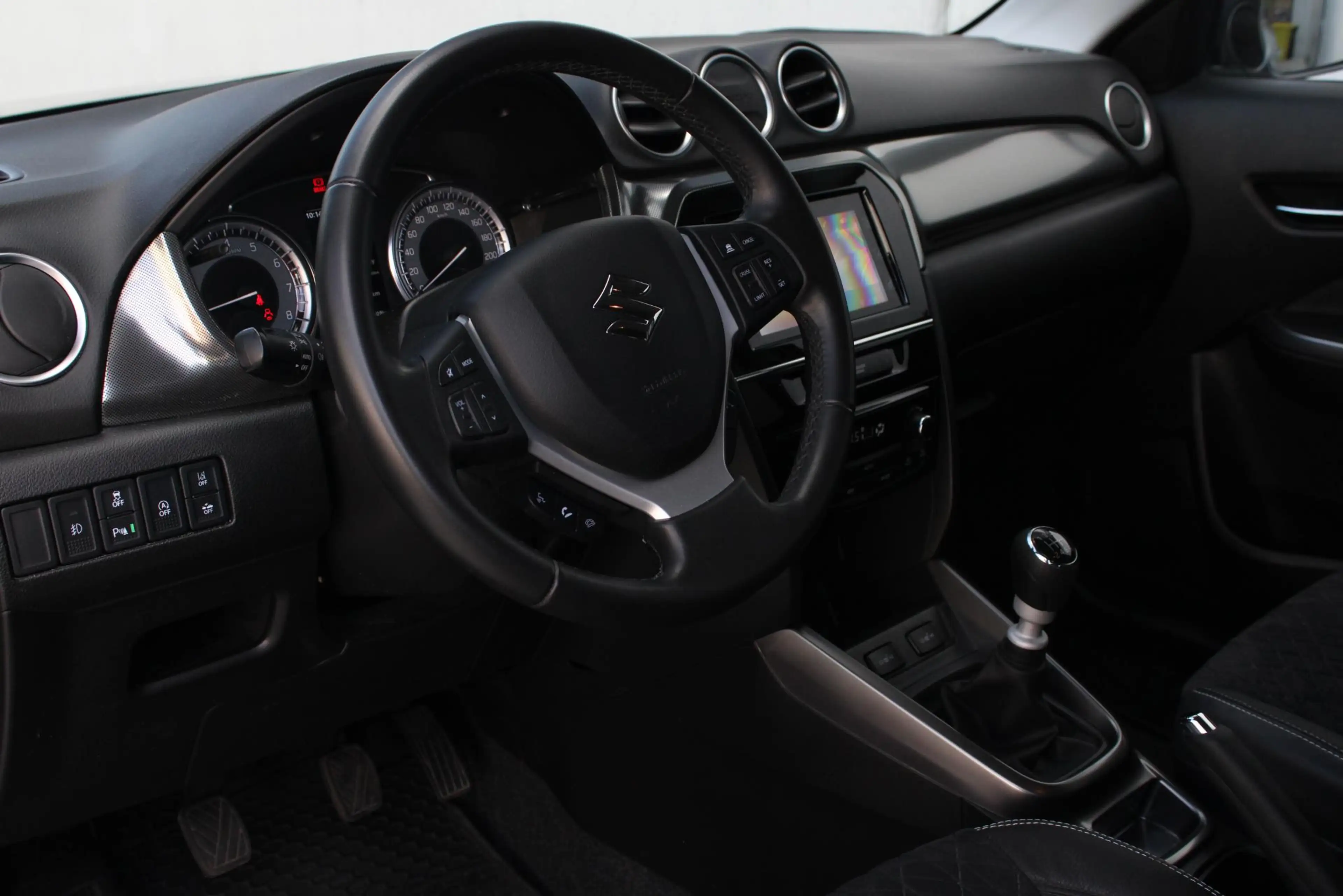 Suzuki Vitara 1.4 Boosterjet Style Smart Hybrid / NAVI / ADAPTIV — photo 7