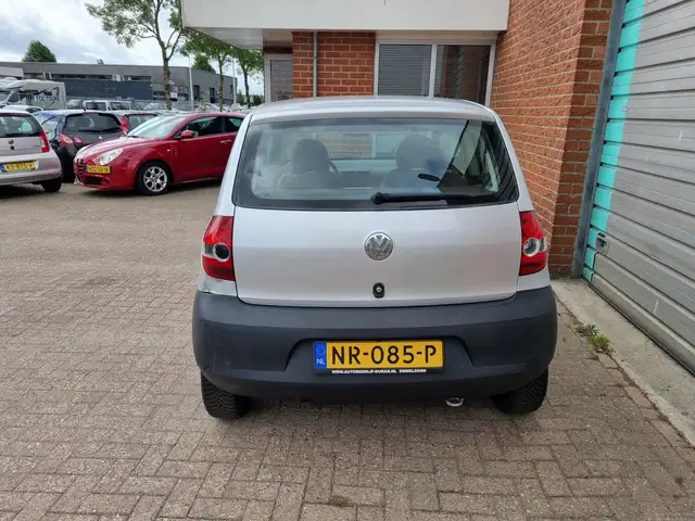 Volkswagen Fox view 14